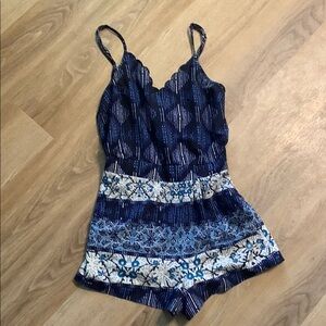 Romper Navy and White bottom liner, adjustable straps low back good condition